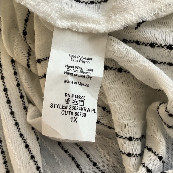 W5 ~ Tunic - Picture 4 of 7